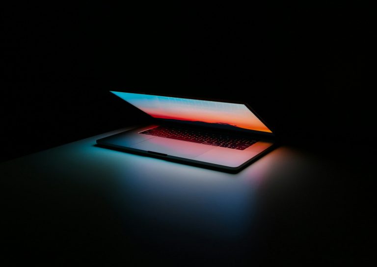 Stay Cool Under Pressure – Why a Cooling Pad is a Gamer’s Best Friend